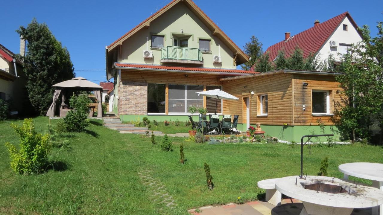Отель Hoforras Wellness Vendeghaz Эгерсалок Экстерьер фото